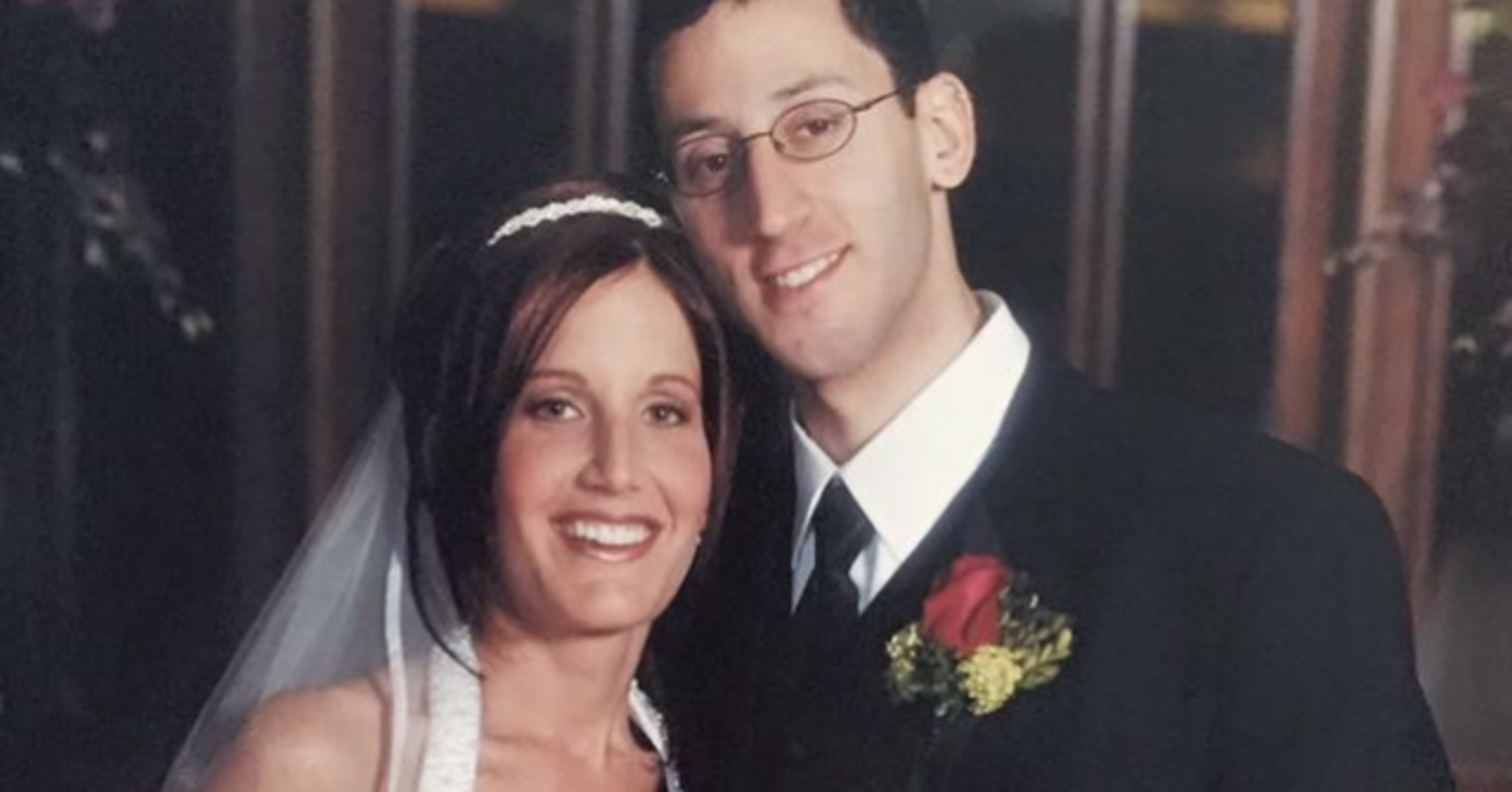 An Eating Disorder Pushed Them Apart. Now They're Coming Back Together. - HuffPost thumbnail