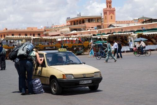 Place Jemaa El Fna à Marrakech: De gros changements en