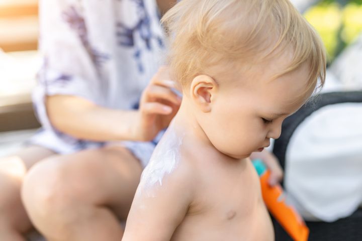 Guide To Kids And Sunscreen Allergies | HuffPost Life