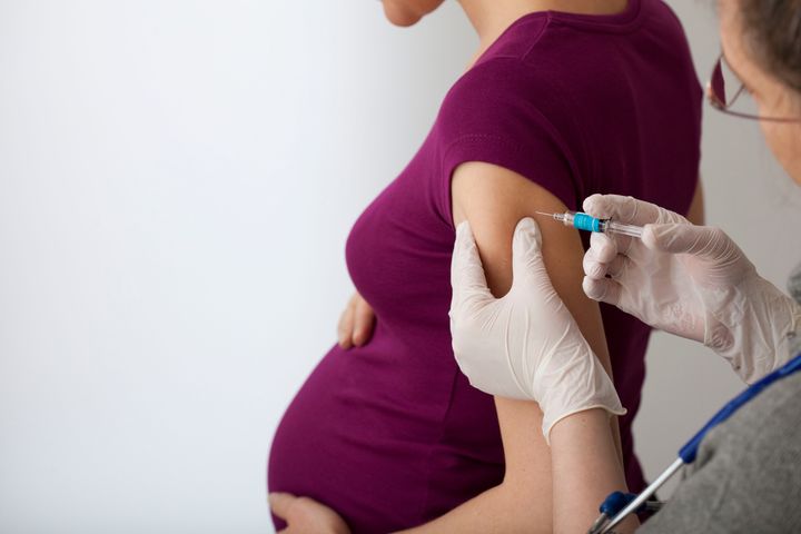 Getting the flu vaccine while pregnant is perfectly safe, new Canadian/American research has found.