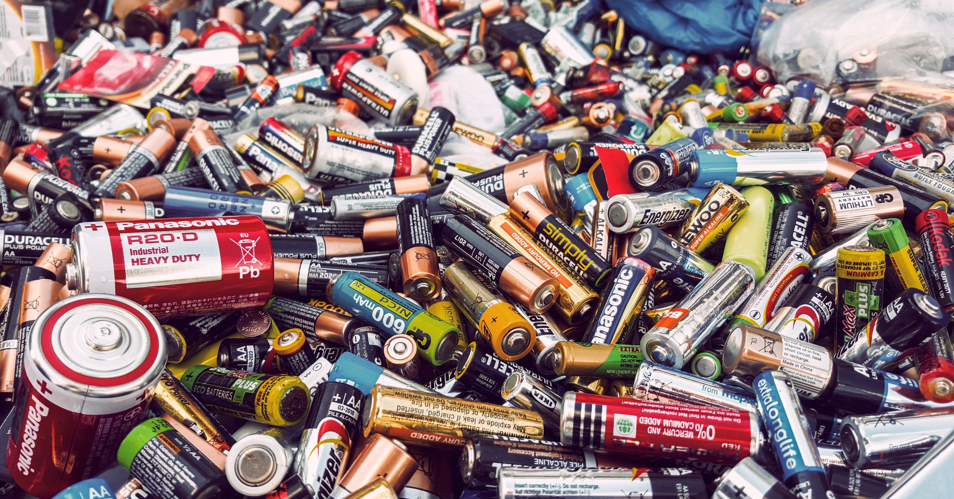 How To Responsibly Dispose Of Used Batteries | HuffPost Life