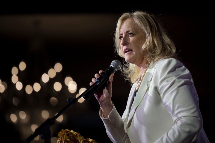  Deputy Leader of the Conservative Party Lisa Raitt delivers remarks to attendees of the Canadian Muslim Vote's Eid Dinner, in Toronto on June 21, 2019.