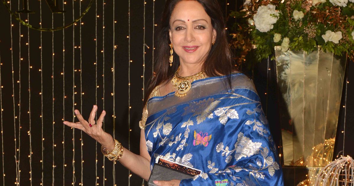 Video Of Hema Malini Sweeping Is Indian Twitter's Favourite Meme ...