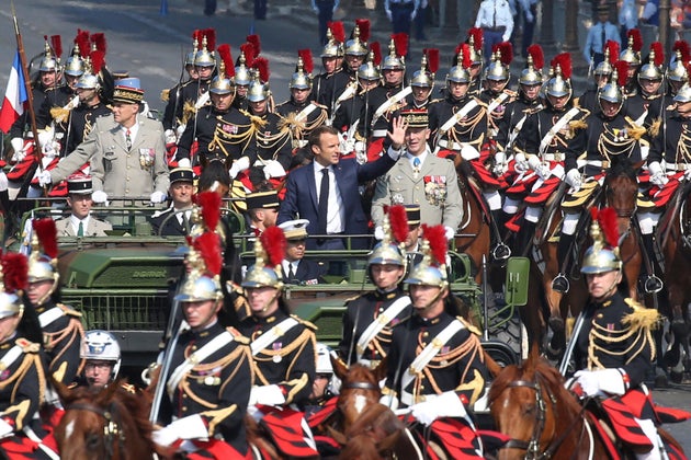 14 Juillet Decouvrez Le Programme De La Journee Le Huffpost