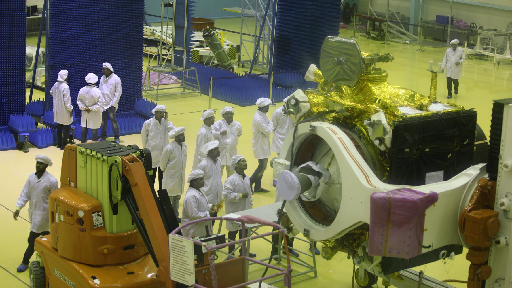 Chandrayaan-2, India's Ambitious Moon Mission, Ready For Launch On Monday |  HuffPost News