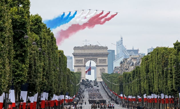 14 Juillet 19 Revivez Le Defile Sur Les Champs Elysees Le Huffpost 14 Juillet 19 Revivez Le Defile Sur Les Champs Elysees Le Huffpost