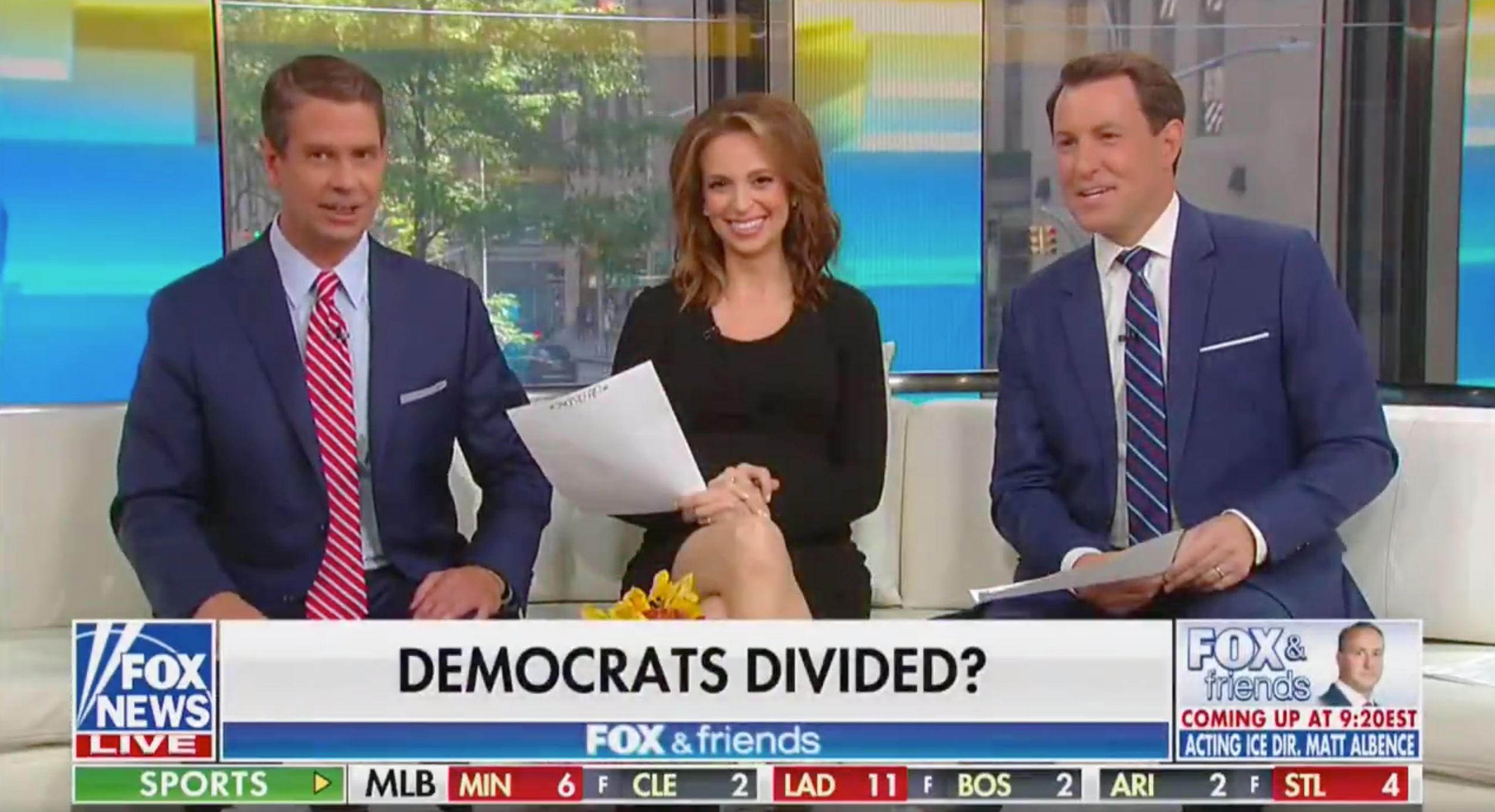 fox and friends weekend hosts