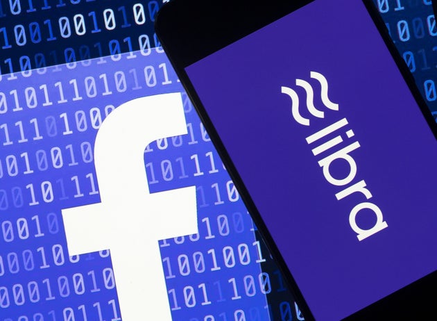 Al G7 preoccupazione per la moneta di Facebook: "Bisogna agire con urgenza su Libra"