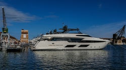 Los yates más exclusivos del mundo se estrenan en el mar