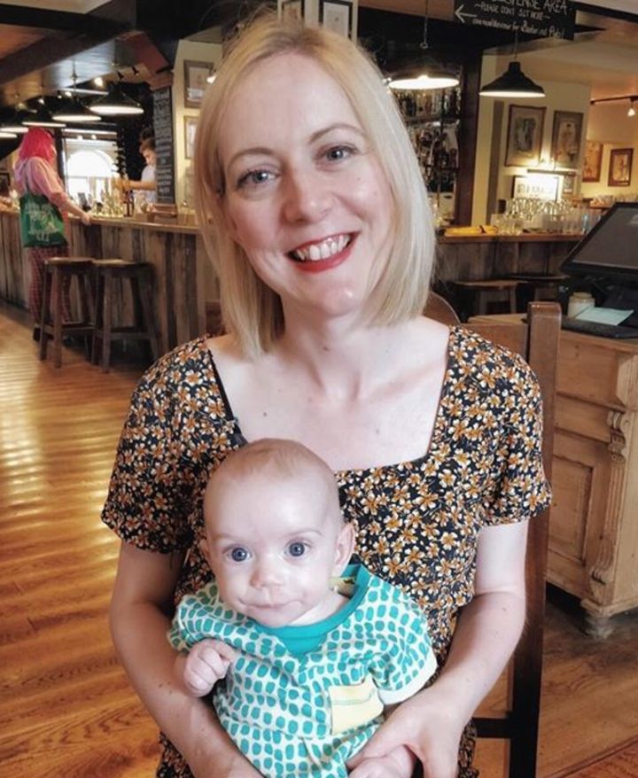 This Woman Had Brain Surgery While Awake – Now She Has A 'Miracle Baby ...