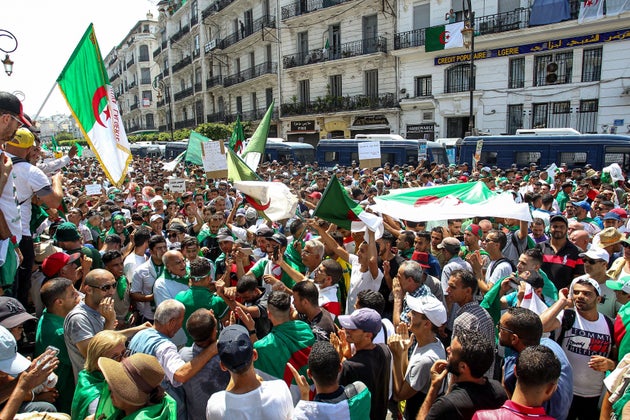 Le 22e vendredi à travers le pays en