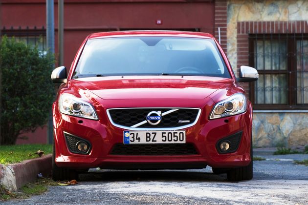 Volvo Recalls 70,000 Cars Over Fire Risk