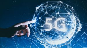 Κάτι τρέχει (με ταχύτητες 5G) στην