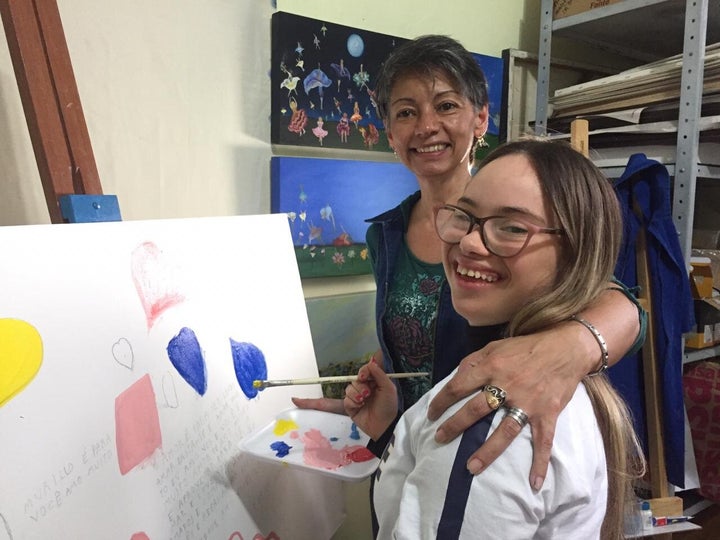 ONG Nosso Olhar visa à inclusão social de jovens com Down por meio da arte e do trabalho.
