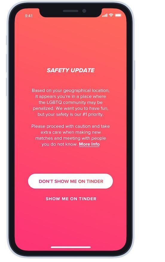 To Tinder θα προειδοποιεί πλέον τους ΛΟΑΤΚΙ χρήστες όταν ταξιδεύουν σε χώρες με νόμους εναντίον
