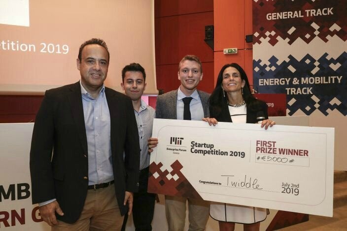 Φωτογραφία από τον τελικό του MIT Enterprise Forum Greece competition 2019 όπου η ομάδα μας κέρδισε την πρώτη θέση.Στην φωτογραφία από αριστερά: Χρήστος Τσικούδας, (co-founder & CEO)Γιώργος Τσουμαλής (co-founder & CTO)Ζαφείρης Μπάμπος (co-founder and CAIO - Chief Artificial Intelligence Officer)Marina Hatsopoulos, εκ των ιδρυτικών στελεχών του οργανισμού MIT Enterprice Forum(Δεν περιλαμβάνεται στην φωτογραφία ο Μάνθος Κωτσιόπουλος, co-founder & COO)