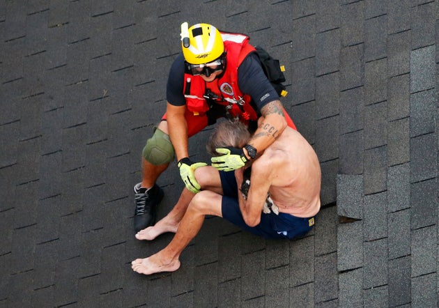 ÎÎ Î: ÎοÏ
ÏÎ¼ÎµÎ½Î¿Ï ÏÎθανε αÏÏ Î±Î¼Î¿Î¹Î²Î¬Î´Î± ÏοÏ
«ÏÏÏει» Ïον