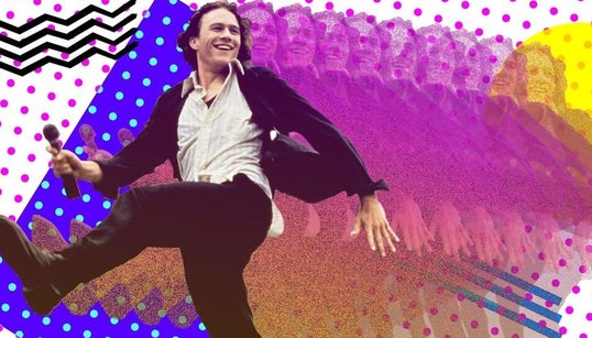 A história completa por trás da famosa cena de Heath Ledger em '10 Coisas que Eu Odeio em