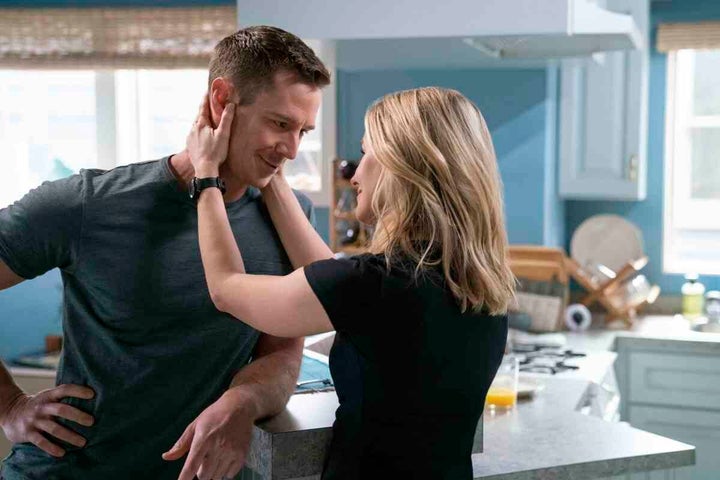 Jason Dohring as Logan Echolls and Kristen Bell as Veronica Mars in the new season on Hulu. 