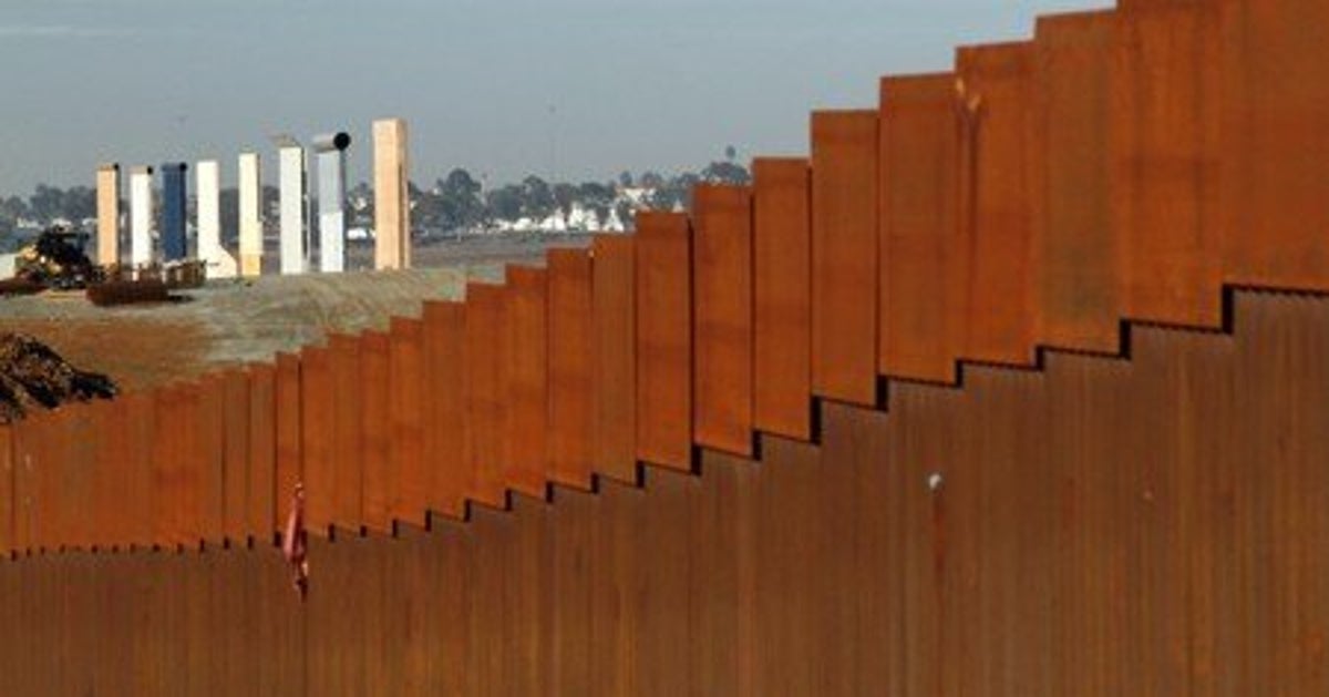 Supreme Court Says Trump Can Use Defense Funds For Border Wall ...