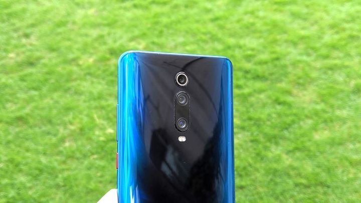 The Redmi K20 makes two main concessions to its 'Pro' sibling, the processor, and the rear-camera sensor. In day-to-day use, it keeps up with the Redmi K20 Pro