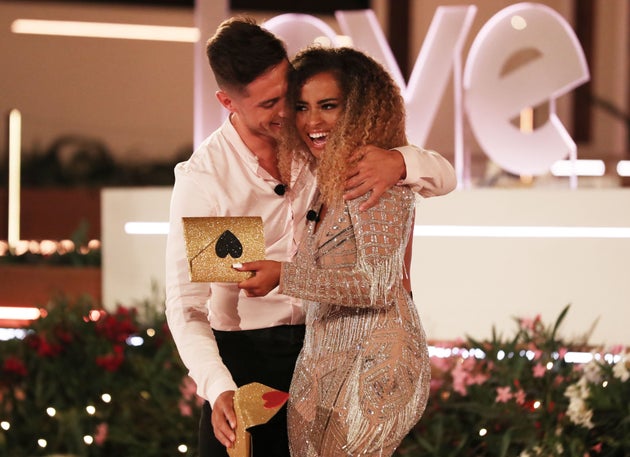 Love Island Winners Amber And Greg Congratulated By Stars From Previous Series