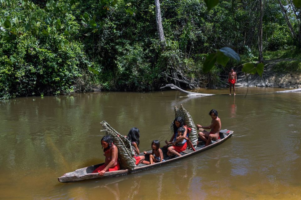 Ένοπλοι μεταλλωρύχοι εισβάλλουν σε χωριό ιθαγενών στον Αμαζόνιο - Φόβοι για εκδιώξεις και