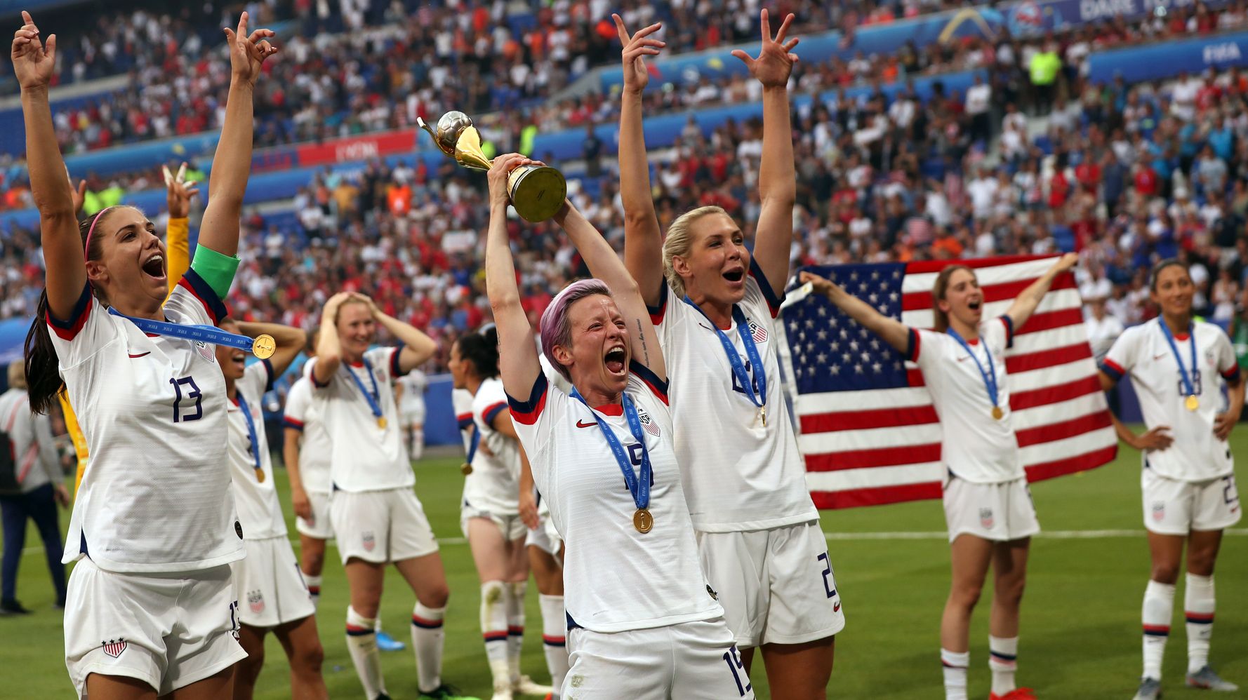 The U.S. Soccer Federation Claims the Women's Team Actually Earns More Than  the Men's Team, Prompting Backlash - Pacific Standard