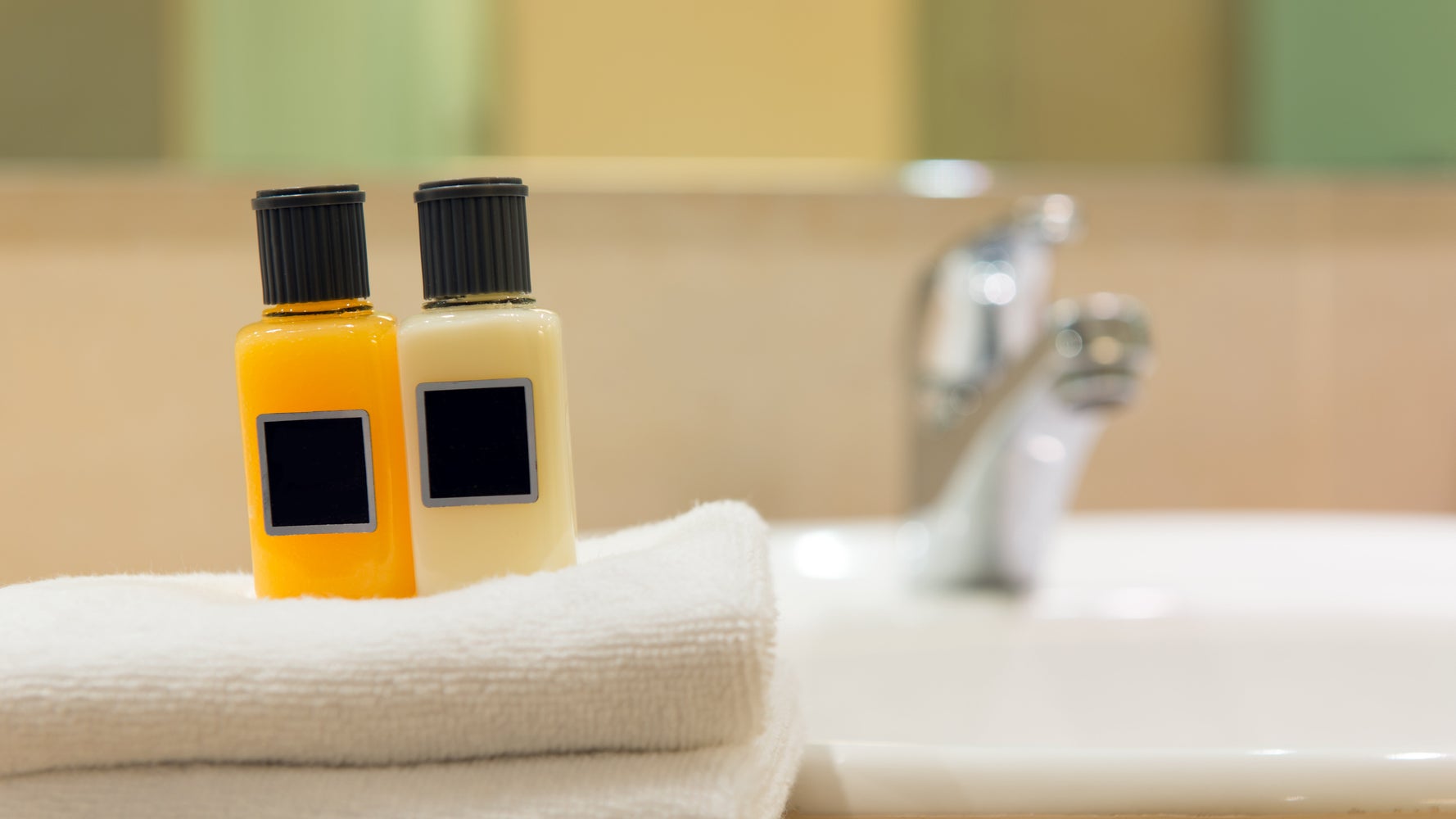 Holiday Inn To Remove Mini Toiletries From Its Hotels This Is Why