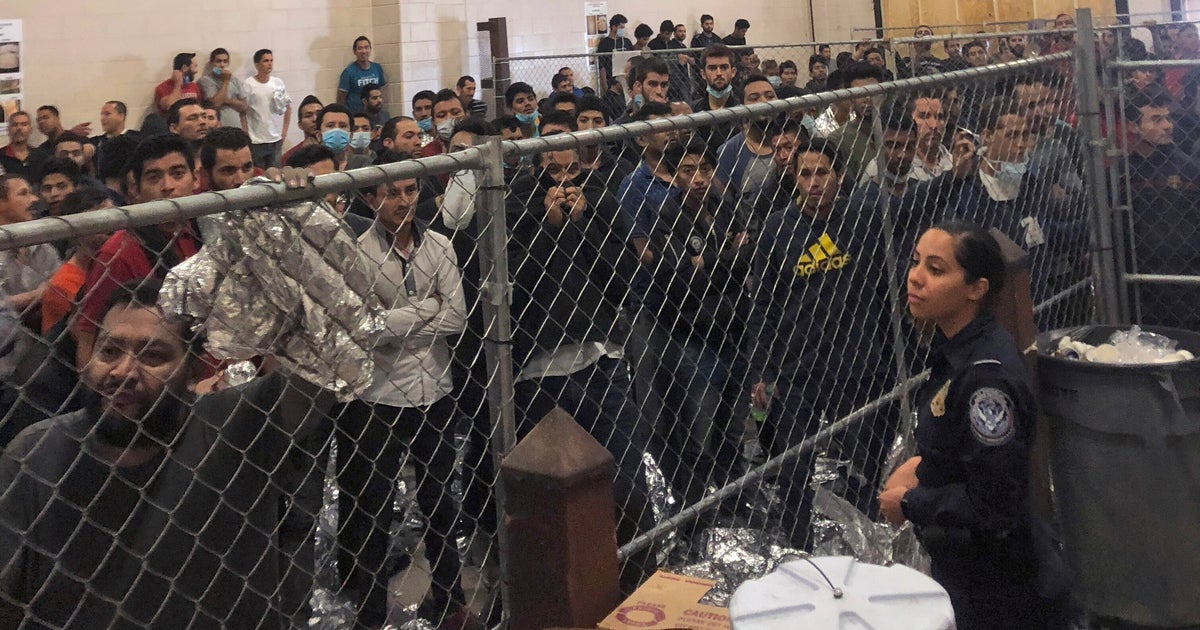 ACLU Says Trump Admin Has Separated 900 Migrant Children Despite Court ...