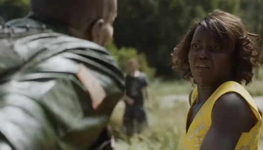 Lupita Nyong’o tue des zombies comme personne dans le trailer de “Little