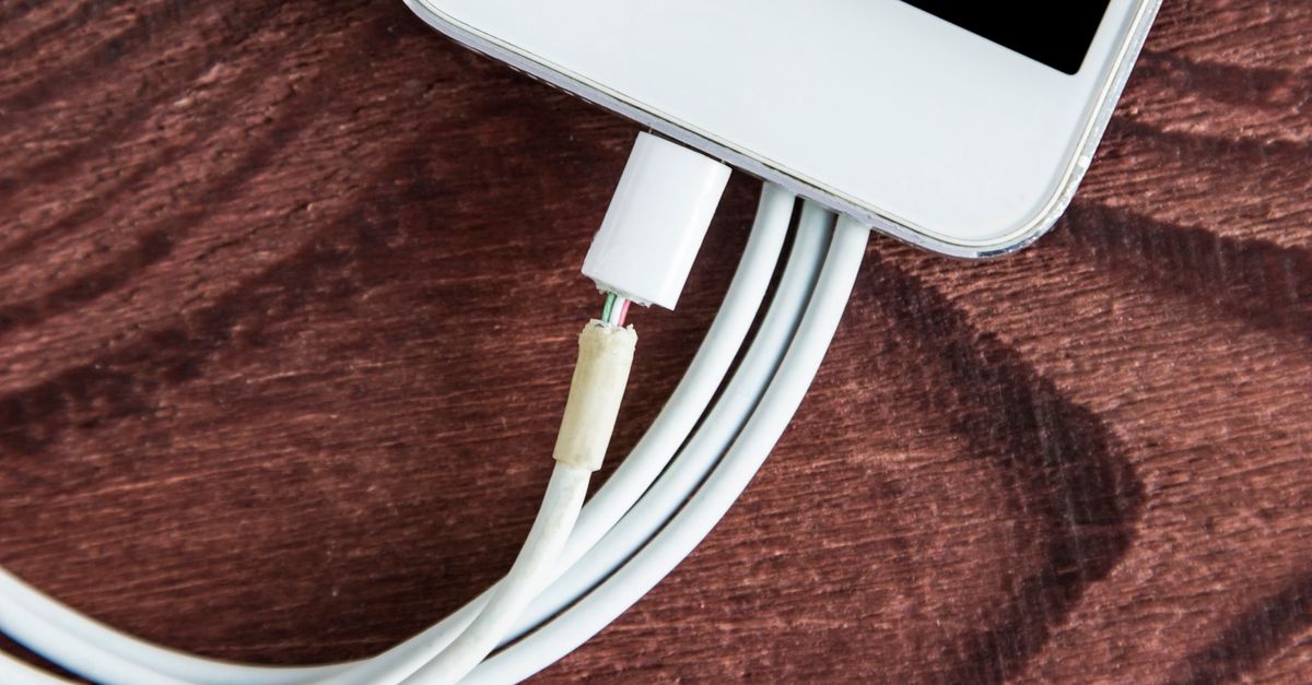 Woman Suffers Severe Burns After Phone Charger Zaps Her Necklace - HuffPost thumbnail