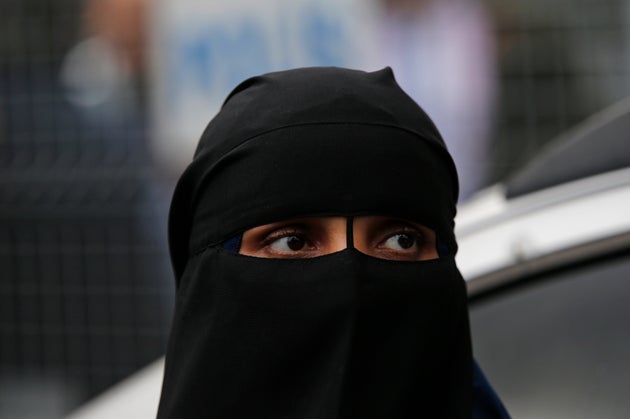 Saudi Arabia Lifts Ban On Women Travelling Without Male Consent