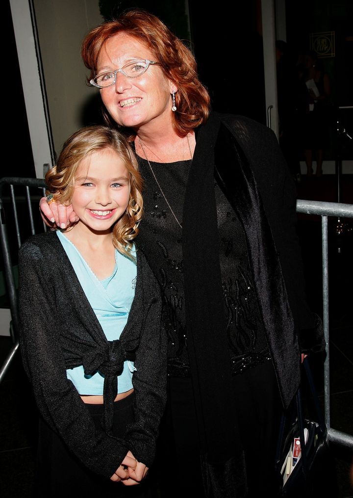 Kennedy Hill with her mother Courtney in 2006, New York City 