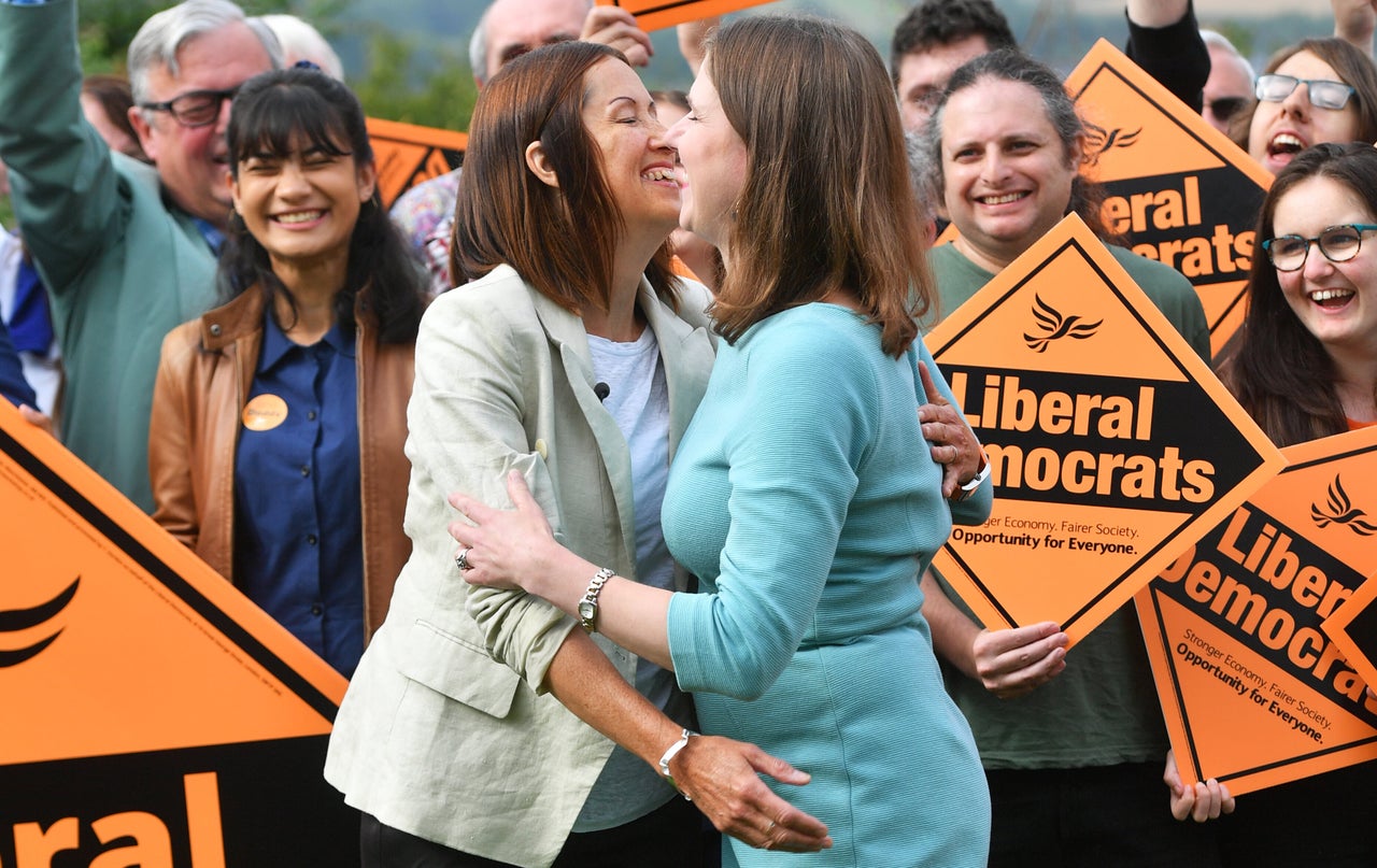 Swinson congratulates Dodds