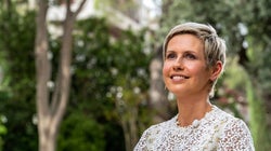 L’épouse du président syrien, Asma al-Assad, annonce être “totalement” guérie du
