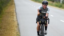 Cette cycliste novice remporte devant les hommes l’une des courses les plus difficiles du