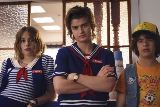 Stranger Things’ Robin And Steve Almost Had A Very Different Relationship