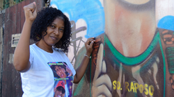 Como famílias em luto preservam a memória de jovens vítimas de homicídio no