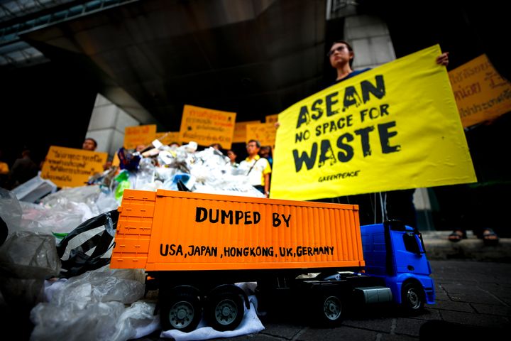 THAILAND GREENPEACE WASTE POLLUTION