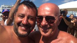 Matteo Salvini lance une “tournée des plages” (où il jouera encore les