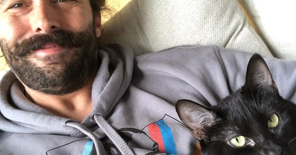 Queer Eye S Jonathan Van Ness Grieving Death Of His Cat After It Falls From Window Huffpost Uk