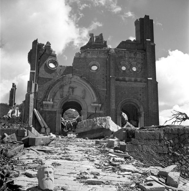 原爆で破壊された浦上天主堂（1945年9月撮影）