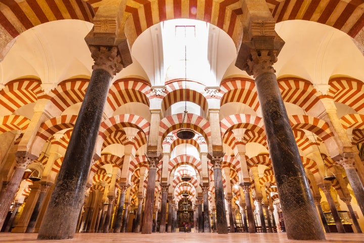 Interior de la Mezquita Catedral de Córdoba.