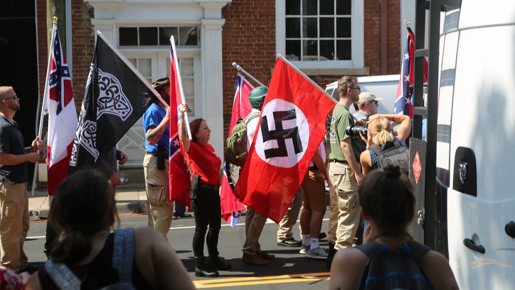 Unite the right. The base неонацисты. Марш «объединённых правых». Unite the right. Unite the right.