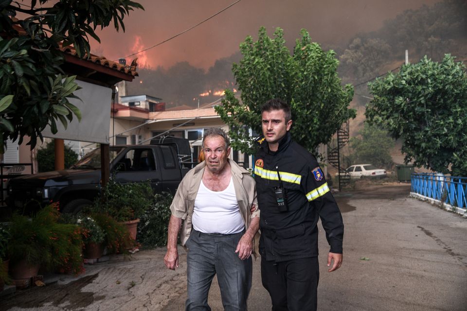 Η πύρινη κόλαση στην Εύβοια σε