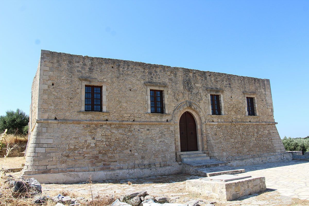 Ετιά. Μεσαιωνική έπαυλη (villa) Demezzo