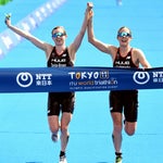 トライアスロン大会、1・2位選手が手をつないでゴール ⇒