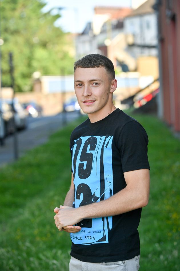 Albanian Teen Smuggled Into UK Beats Deportation Threat And Receives A-Levels