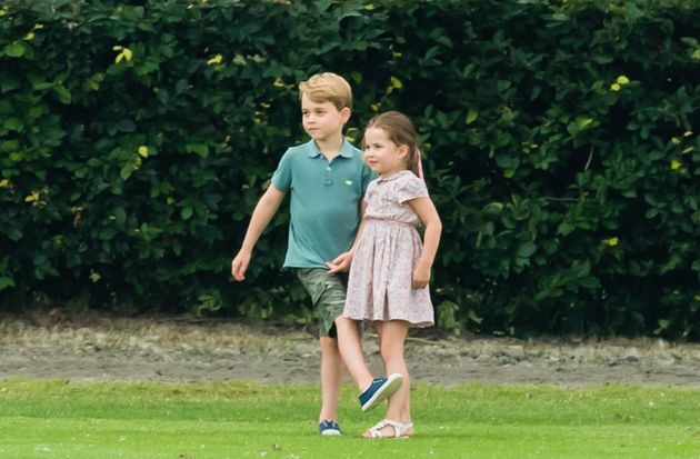 Prince George And Princess Charlotte Lean On Each Other – I Totally Get That Sibling Bond